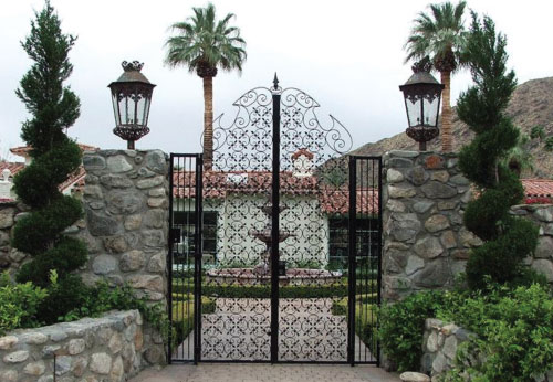 Celebrity home in Palm Springs California